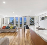 Blue Bird at Nelson Bay - Accommodation Mount Tamborine