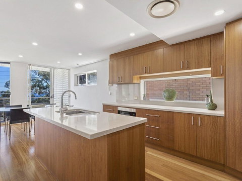 Blue Bird At Nelson Bay - Accommodation Mount Tamborine 3