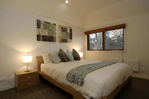 Blue Ice - Accommodation Mount Tamborine 2