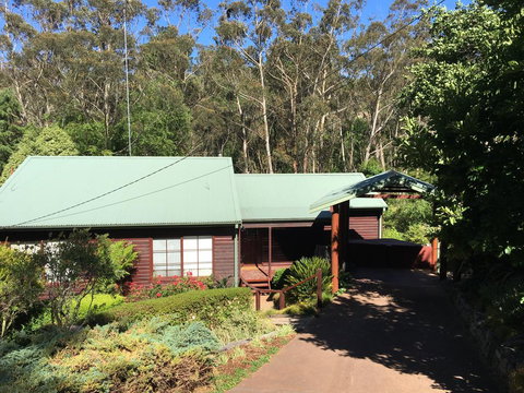 Bluebell Cottage - Accommodation Mount Tamborine 0