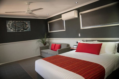 The Rocks Motel - Accommodation Mount Tamborine 2