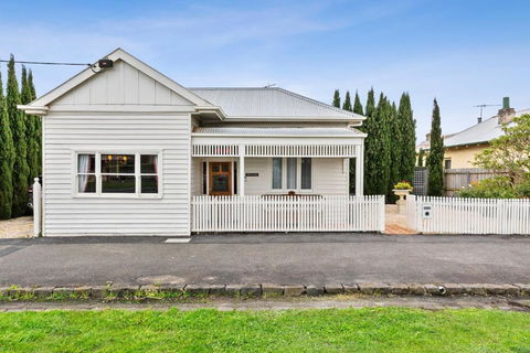 WARATAH At Queenscliff - Accommodation Mount Tamborine 2