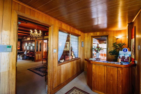 Warburton Lodge - Accommodation Mount Tamborine 2