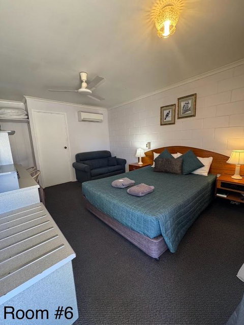 Warrego Motel - Accommodation Mount Tamborine 2