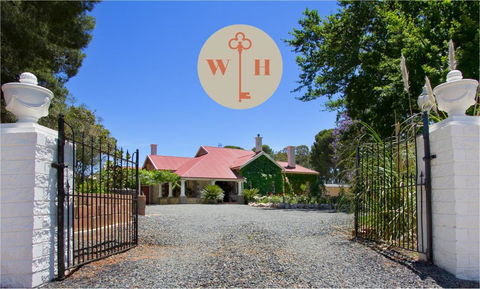 Wilsford House - Accommodation Mount Tamborine 3