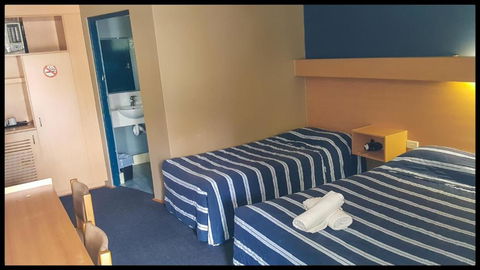 Windsor Motel - Accommodation Mount Tamborine 1
