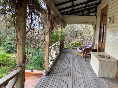 Winterbrook House - Accommodation Mount Tamborine 3
