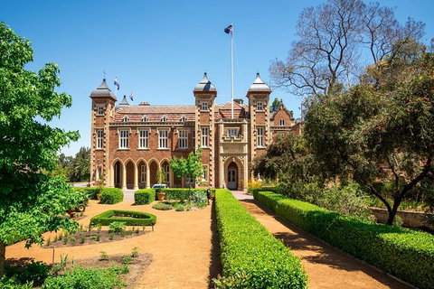 Perth Scavenger Hunt: Perched On A Swan - Accommodation Mount Tamborine 0