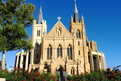 Perth Scavenger Hunt: Perched On A Swan - Accommodation Mount Tamborine 1