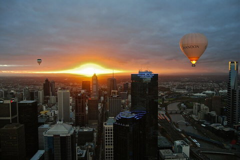 Melbourne Balloon Flights, The Peaceful Adventure - Accommodation Mount Tamborine 5