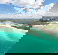 Deluxe Seaplane Tour Noosa to Glasshouse Adventure for 2 with Photobook - Accommodation Mount Tamborine