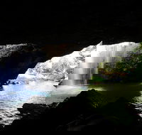 Natural Arch Rainforest  Volcano Canyon - Private Half Day Tour - Accommodation Mount Tamborine
