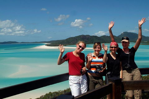 Whitehaven Beach Sailing And Snorkeling Cruise - Accommodation Mount Tamborine 4