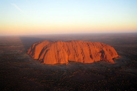 Scenic Flight: Uluru Rock Blast - Accommodation Mount Tamborine 1