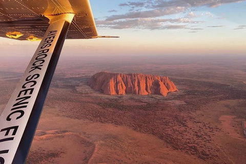 Scenic Flight: Uluru Rock Blast - Accommodation Mount Tamborine 2