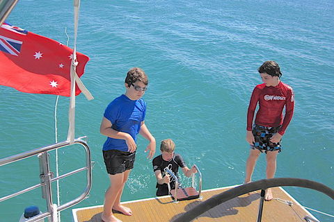 Sailing Curlew Escape On Moreton Bay - Accommodation Mount Tamborine 2