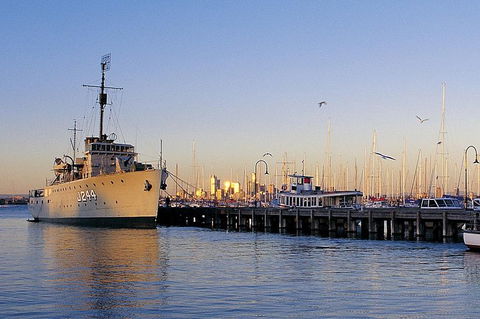 Melbourne City And Williamstown Ferry Cruise - Accommodation Mount Tamborine 4