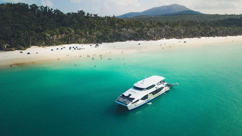 Whitehaven Beach And Daydream Island Cruise - Accommodation Mount Tamborine 1