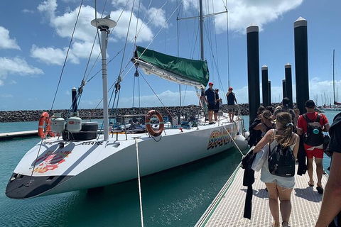 2-Night Whitsundays Sailing Cruise Incl. Whitehaven Beach & Great Barrier Reef - Accommodation Mount Tamborine 0
