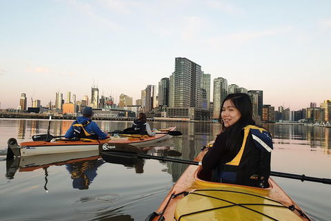 Melbourne Sunset Kayaking Experience With Dinner - Accommodation Mount Tamborine 1