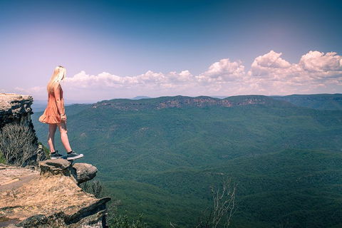Blue Mountains Small Group Tour Enjoy A Sleep In, Waterfalls, Sunset & Dinner - Accommodation Mount Tamborine 1
