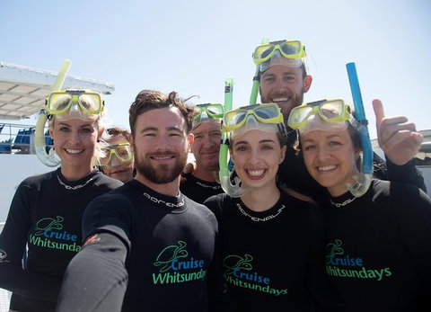 Great Barrier Reef Day Cruise To Reefworld - Accommodation Mount Tamborine 4