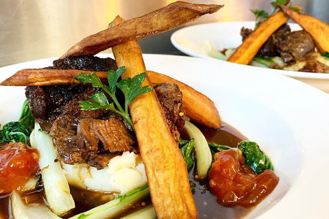 Deluxe Winery Tour To Tamborine Mountain, Includes Gourmet Two Course Lunch - Accommodation Mount Tamborine 1