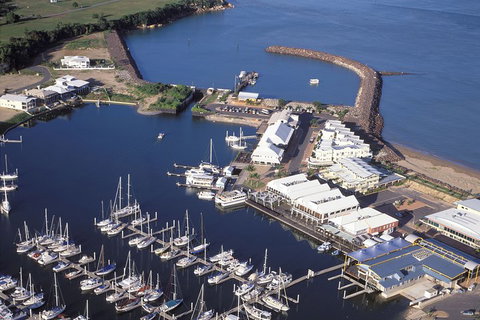 Darwin Shore Excursion: Hop-on Hop-off Bus Tour - Accommodation Mount Tamborine 3