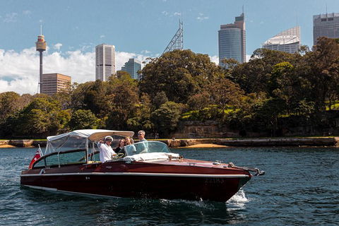 Private Icons And Highlights Cruise Of Sydney Harbour - Accommodation Mount Tamborine 4