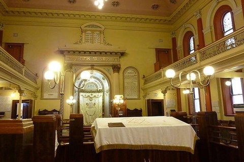 Melbourne's Jewish Scene - Accommodation Mount Tamborine 4