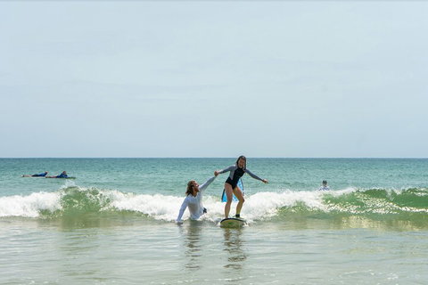 Private Beginners Surf Lessons, Noosa World Surf Reserve - Accommodation Mount Tamborine 0