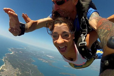 Skydive Sydney-Newcastle Up To 15,000ft Tandem Skydive - Accommodation Mount Tamborine 3